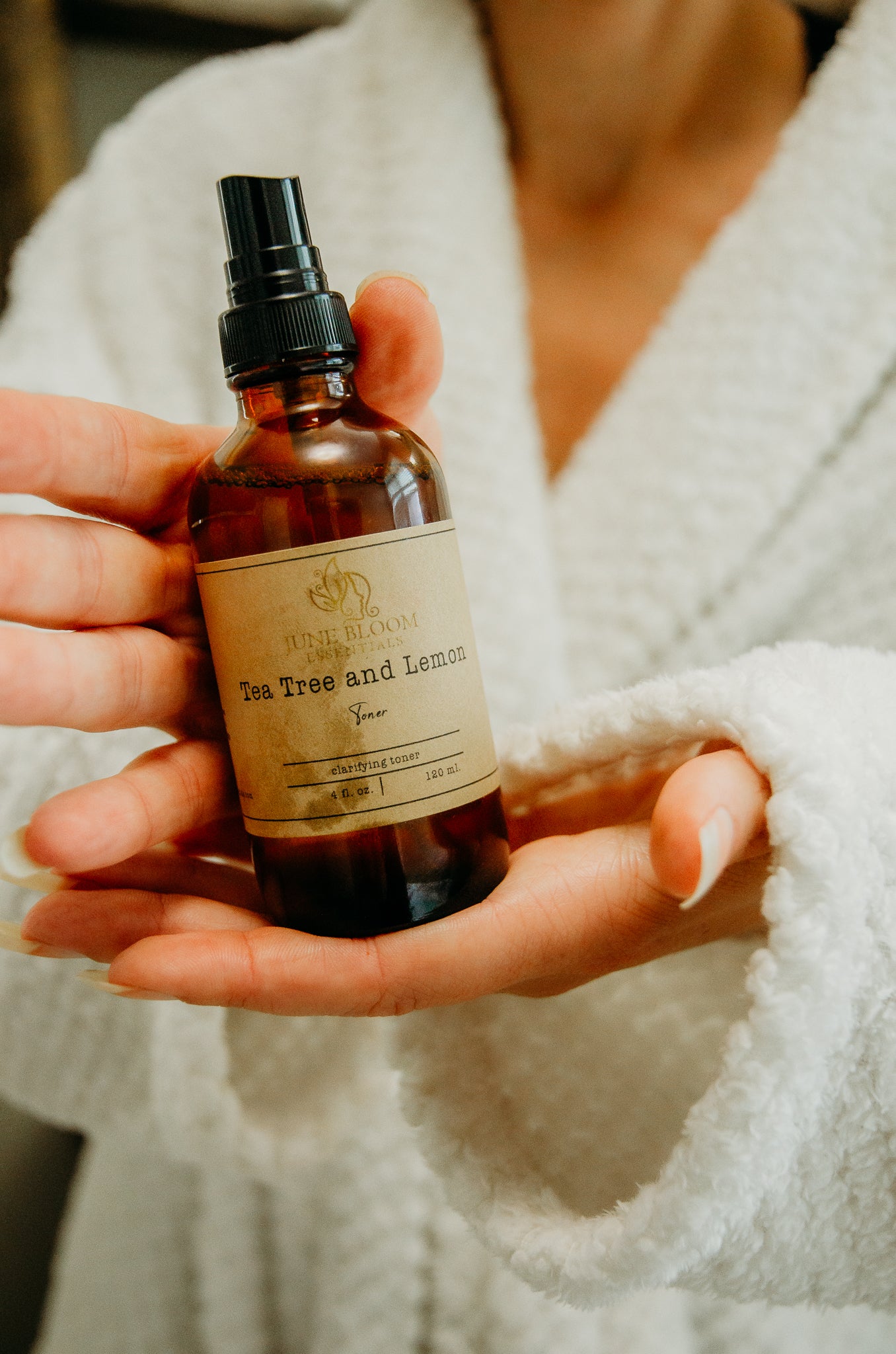 Tea Tree & Lemon Clarifying Toner